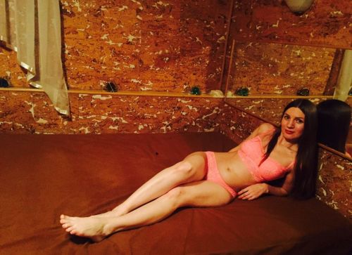 Индивидуалка Питера Надя с 2 размером груди предлагает интим услуги у метро Ломоносовская  +7(911)830-21-77 - фото 2