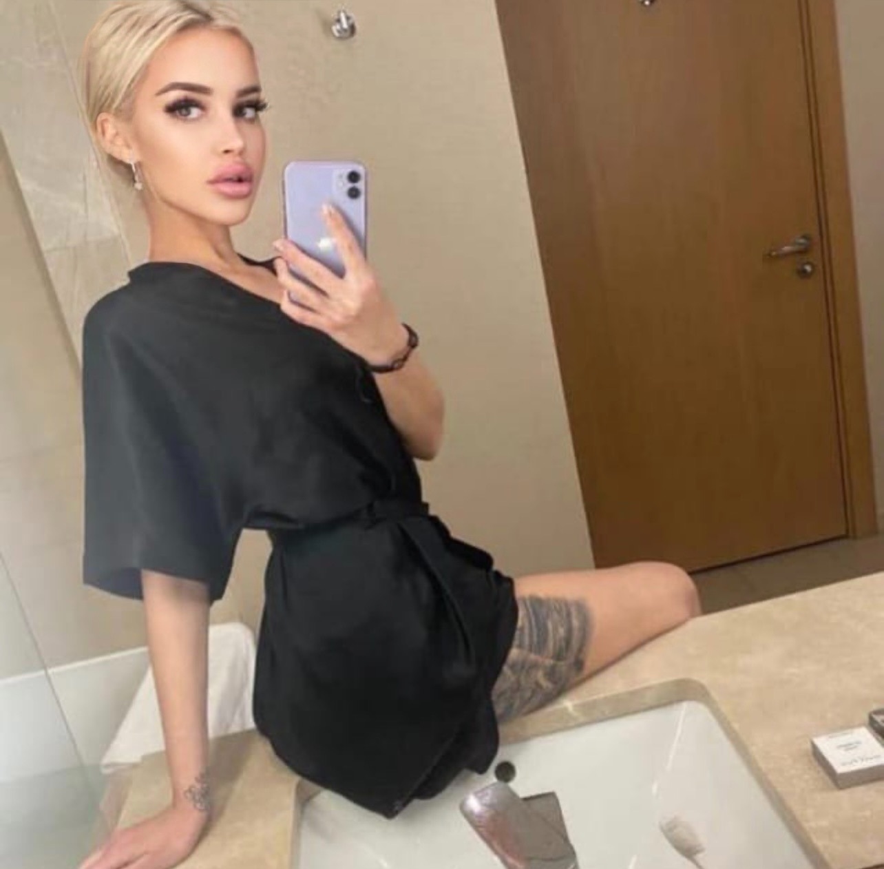 Проститутка Питера Окси с 2 размером груди предлагает интим услуги у метро Горьковская  +7(921)946-52-55 - фото 2